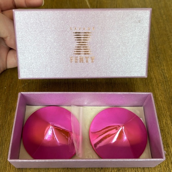 Savage x Fenty Pink Lingerie Set - Picture 3 of 3